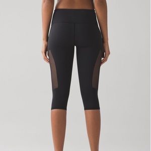 Lululemon | Reveal 15” Crop